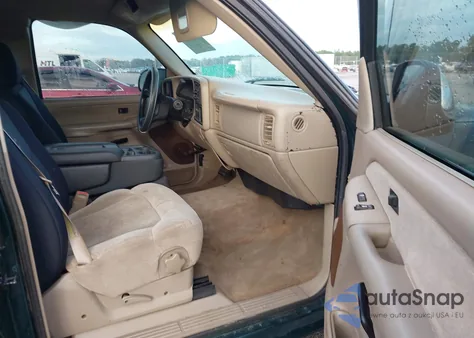 2002 Chevrolet Silverado 1500 Ls z USA, uszkodzony, nr VIN 2GCEC19V421110722